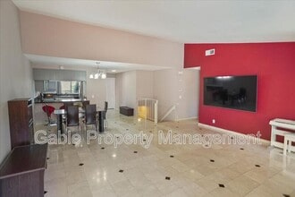 26136 Rainbow Glen Dr in Santa Clarita, CA - Building Photo - Building Photo