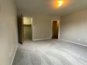 103 Elkins Ln in Springboro, OH - Building Photo - Building Photo
