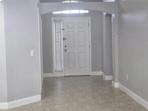 24612 Portofino Dr in Lutz, FL - Building Photo - Building Photo
