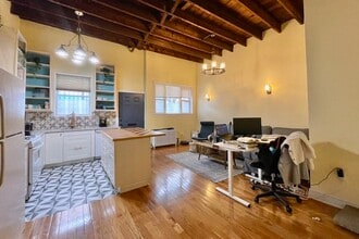 4202 New York Ave in Union City, NJ - Building Photo - Building Photo