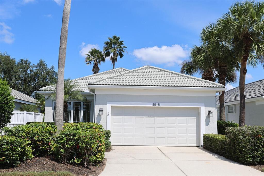8515 53rd Pl E in Bradenton, FL - Building Photo