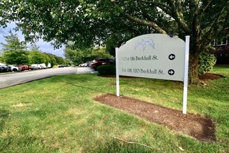 110 Burkhall St in Weymouth, MA - Building Photo - Building Photo