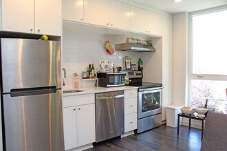 1480 N Jarrett St in Portland, OR - Building Photo - Building Photo