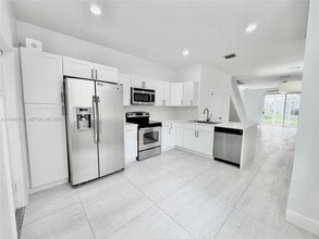 1861 Salerno Cir in Weston, FL - Building Photo - Building Photo