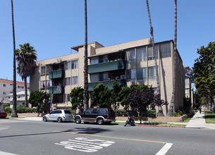 601 California Ave in Santa Monica, CA - Building Photo - Building Photo