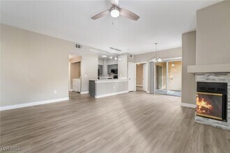 2251 Wigwam Pkwy in Henderson, NV - Building Photo - Building Photo