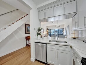 4300 S Ocean Blvd in Highland Beach, FL - Building Photo - Building Photo
