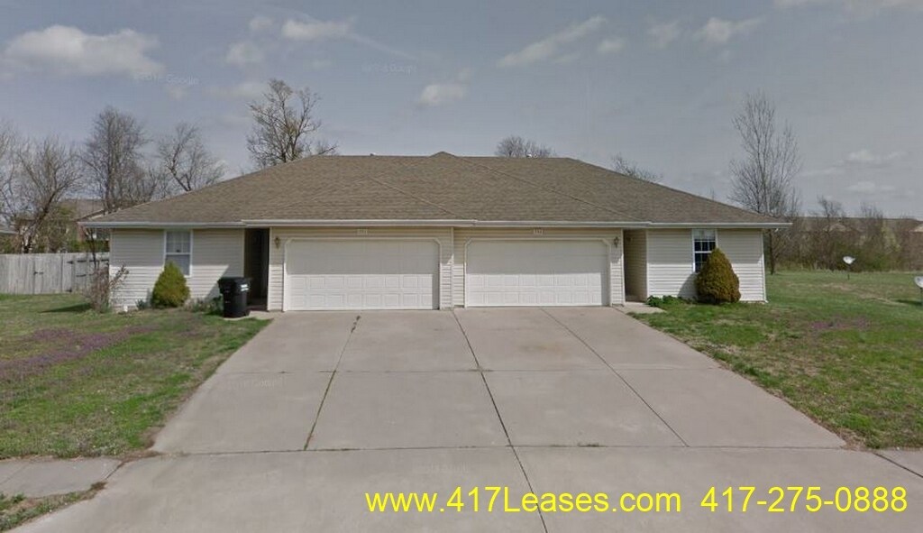 1713 Windmill Way in Republic, MO - Building Photo