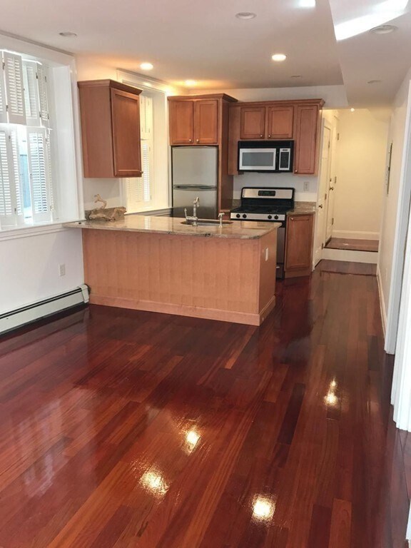 78 Cedar St in Boston, MA - Building Photo - Building Photo