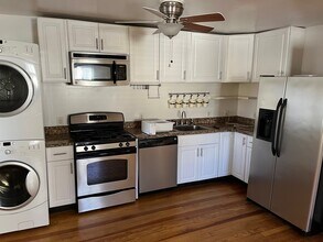 619 Caroline St, Unit 619.5 in Fredericksburg, VA - Building Photo - Building Photo