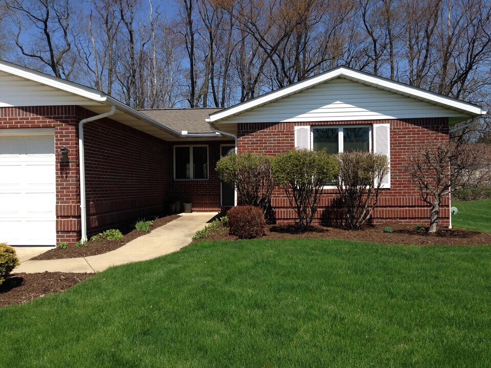 2812 Eastwood Dr, Unit 2812 in Wooster, OH - Building Photo