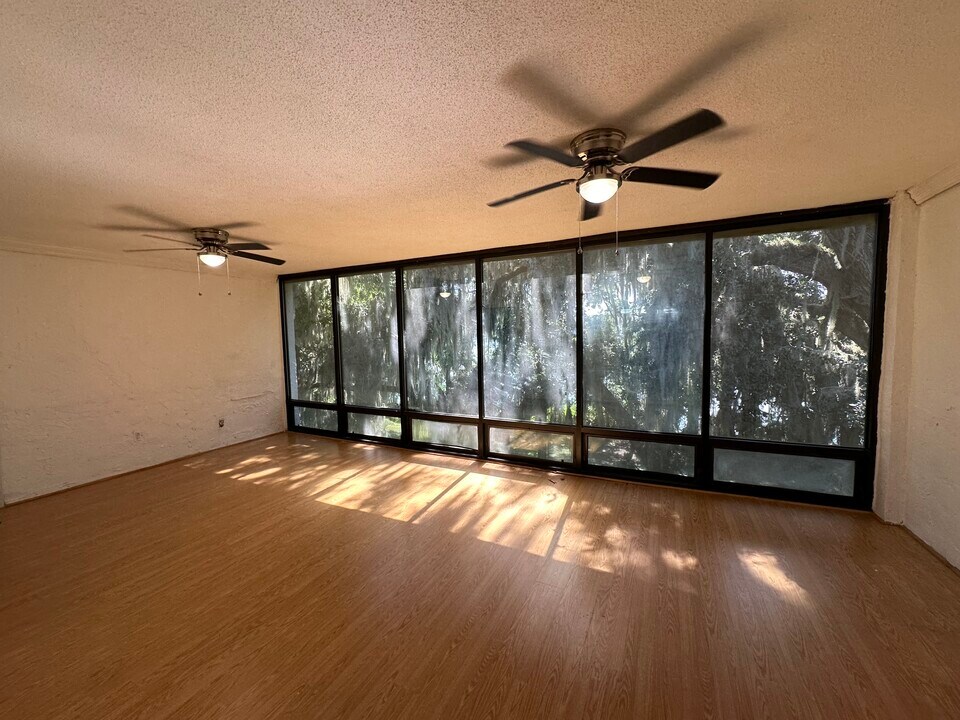 2816 SW 14th Dr in Gainesville, FL - Foto de edificio