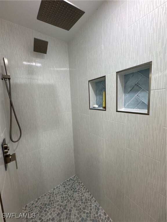 property at 1550 Gulf Shore Blvd N