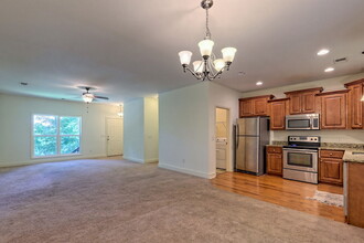 1070 Coon Cove Rd in Hiawassee, GA - Building Photo - Building Photo