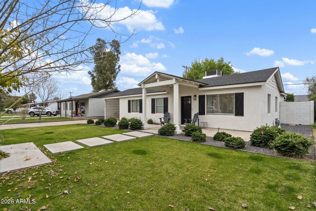 property at 3515 E Piccadilly Rd