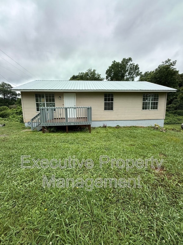 property at 4800 Norway Ave