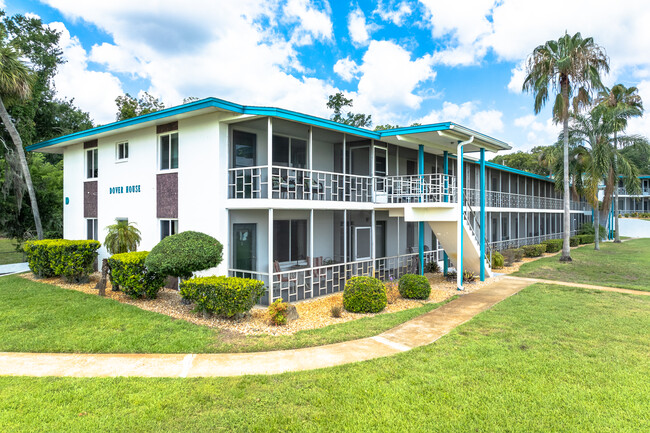 Lakeland Harbour Condominiums in Lakeland, FL - Foto de edificio - Building Photo