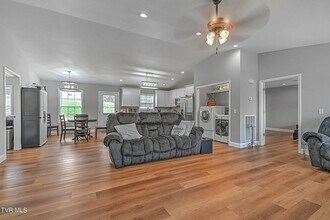 105 Housley Ave in Greeneville, TN - Building Photo - Building Photo