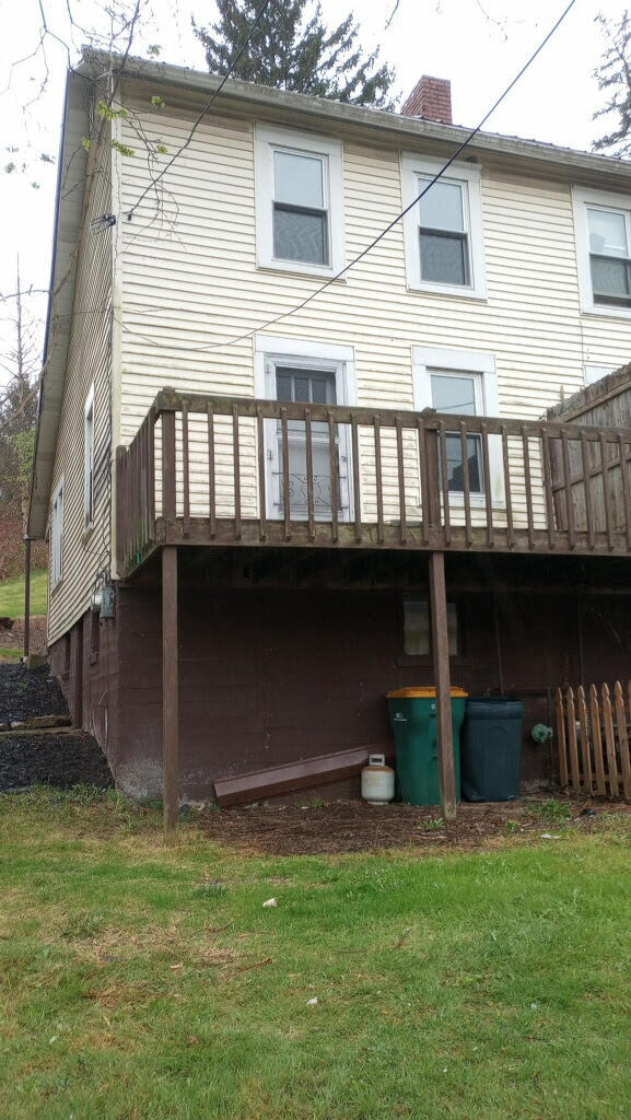1018 Moon Run Rd Rentals in Mckees Rocks, PA