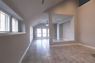 531 Harvest Grove Dr in Waxahachie, TX - Building Photo - Building Photo