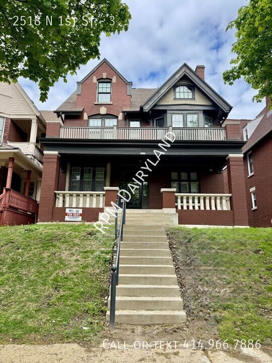2518 N 1st St in Milwaukee, WI - Building Photo