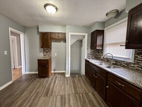 20300 Gilchrist St in Detroit, MI - Building Photo - Building Photo