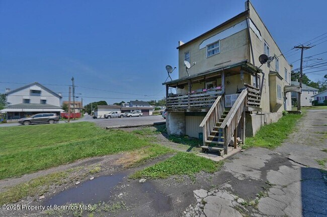 625 Main St in Duryea, PA - Building Photo - Building Photo