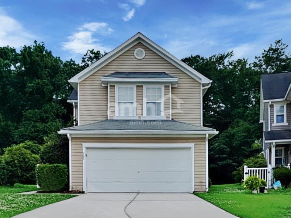 185 Chemistry Cir in Ladson, SC - Building Photo
