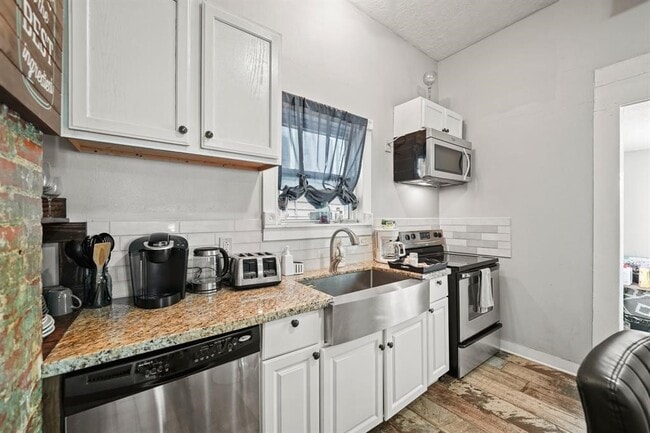 property at 3223 Avenue M