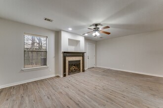 4077 Glenstone Terrace in Springdale, AR - Building Photo - Building Photo