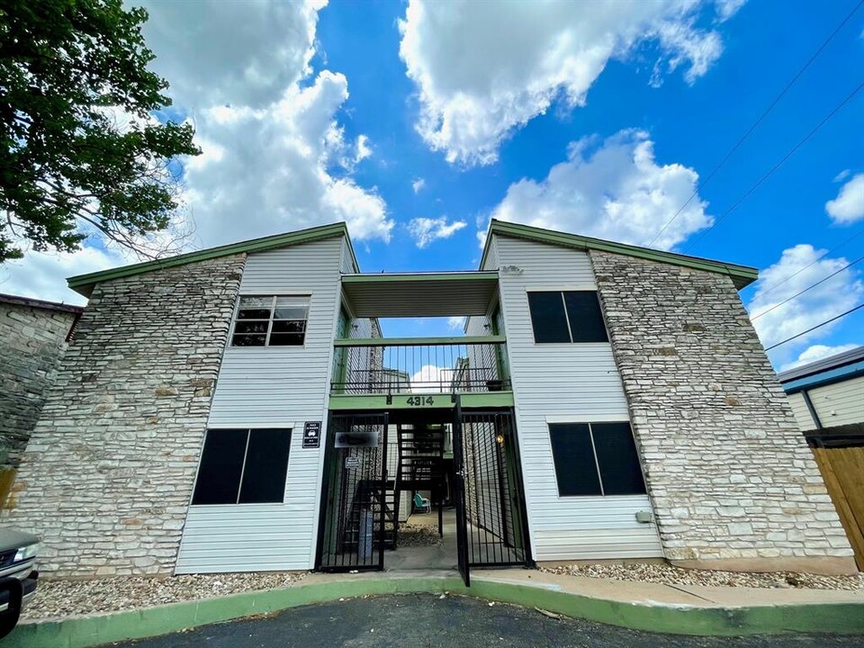 4314 Gillis St in Austin, TX - Building Photo