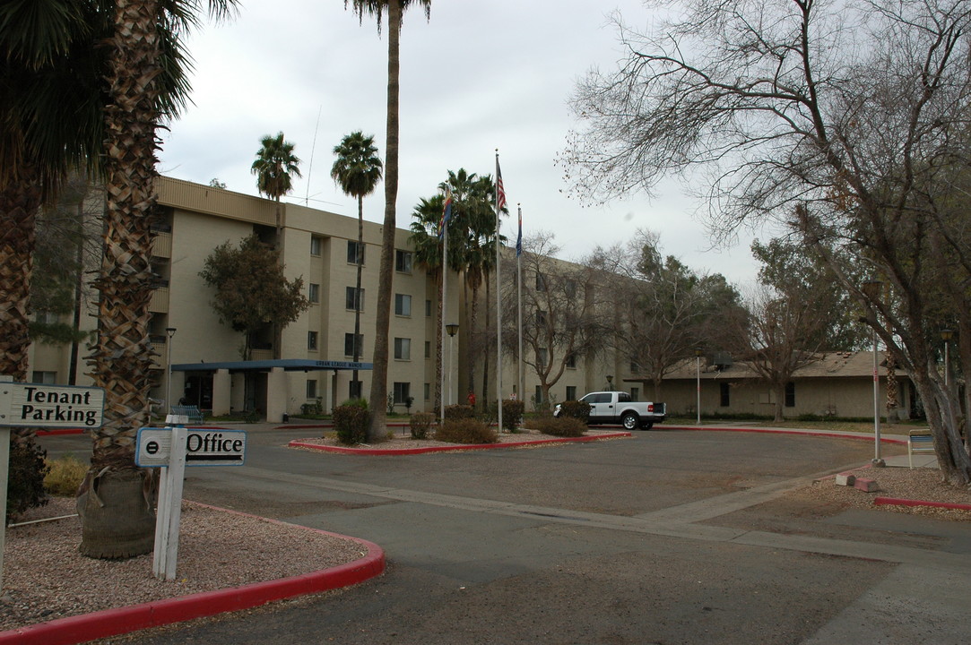 Urban League Manor in Phoenix, AZ - Building Photo