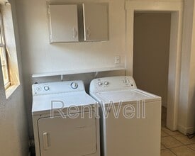1803 49th St in Lubbock, TX - Building Photo - Building Photo