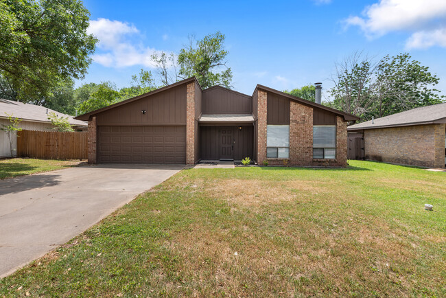 4136 Willow Oak St in Bryan, TX - Building Photo - Building Photo