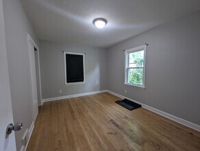 3503 Huon Dr in Louisville, KY - Building Photo - Building Photo