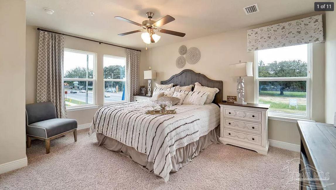 6012 Royal Port Ct in Bellview, FL - Building Photo