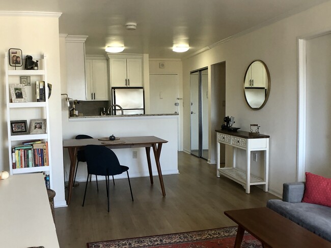 1239 Vermont Ave NW, Unit 1007 in Washington, DC - Building Photo - Building Photo