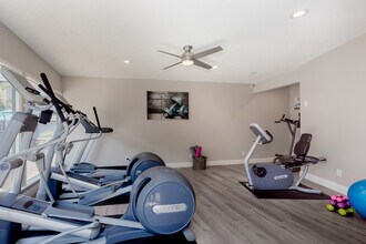 Pacific Place in Fullerton, CA - Building Photo - Interior Photo