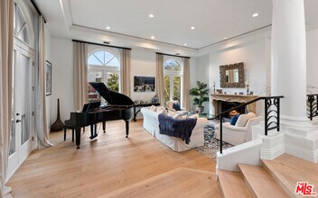 126 Westwind Mall in Marina Del Rey, CA - Building Photo - Building Photo