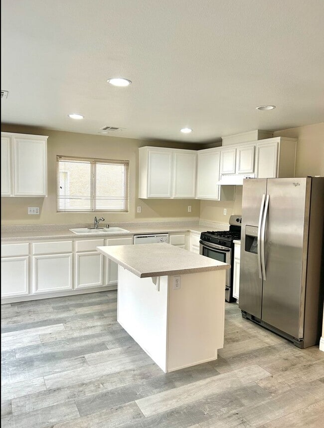 10154 Sequoia Canyon Pl in Las Vegas, NV - Building Photo - Building Photo