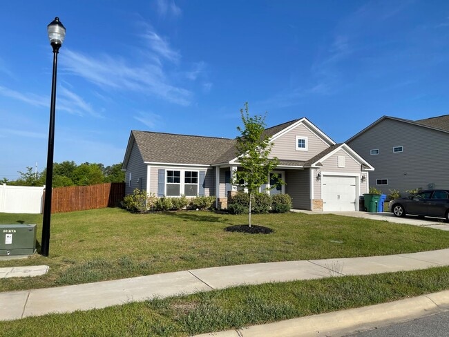 13 Carriagebrook Cir in Camden, SC - Building Photo - Building Photo