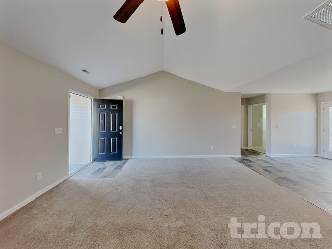 113 Cornfield Ln in Benson, NC - Building Photo - Building Photo