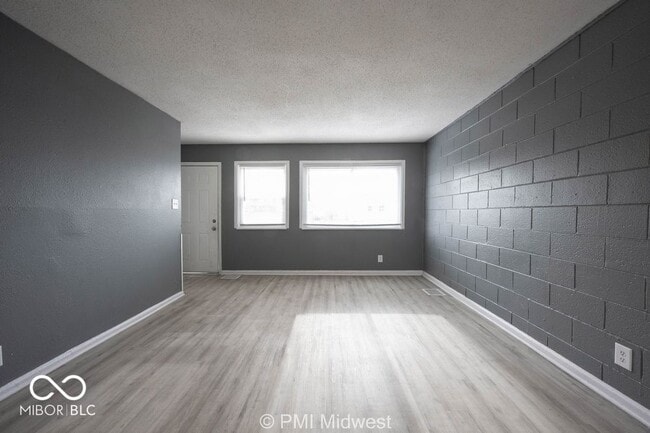 6060 E 16th St in Indianapolis, IN - Building Photo - Building Photo