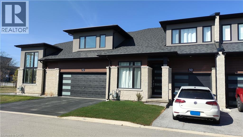 50 Welch Ln in Hamilton, ON - Building Photo