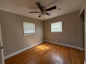 3314 W Ohio Ave in Midland, TX - Building Photo - Building Photo