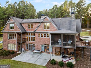 1070 Riverwalk Point in Bishop, GA - Building Photo - Building Photo