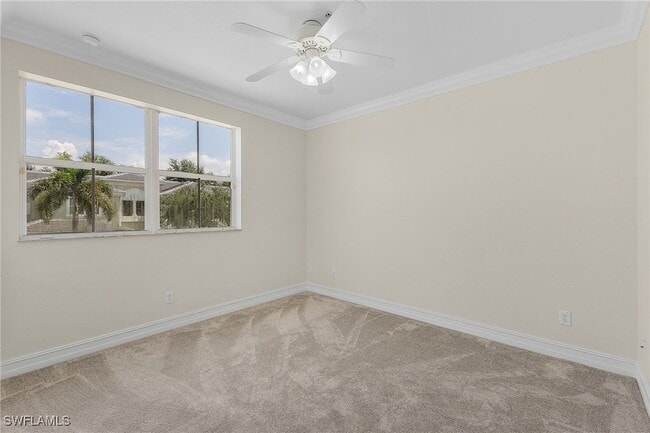 property at 1325 Mariposa Cir