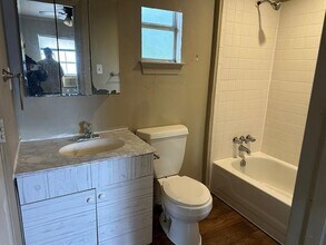 16729 Malibu Dr in Flint, TX - Building Photo - Building Photo