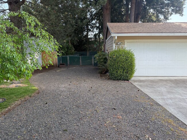 3213 NE 132nd Ave in Vancouver, WA - Building Photo - Building Photo