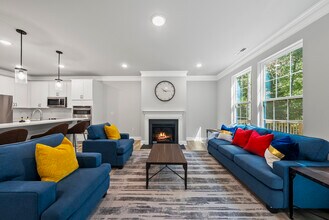 7218 Sunrise Rd in Chapel Hill, NC - Building Photo - Building Photo